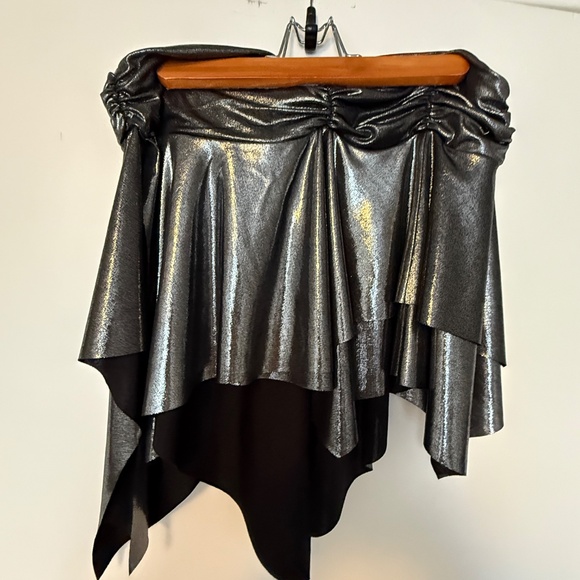 Metallic mini skirt - Picture 2 of 3